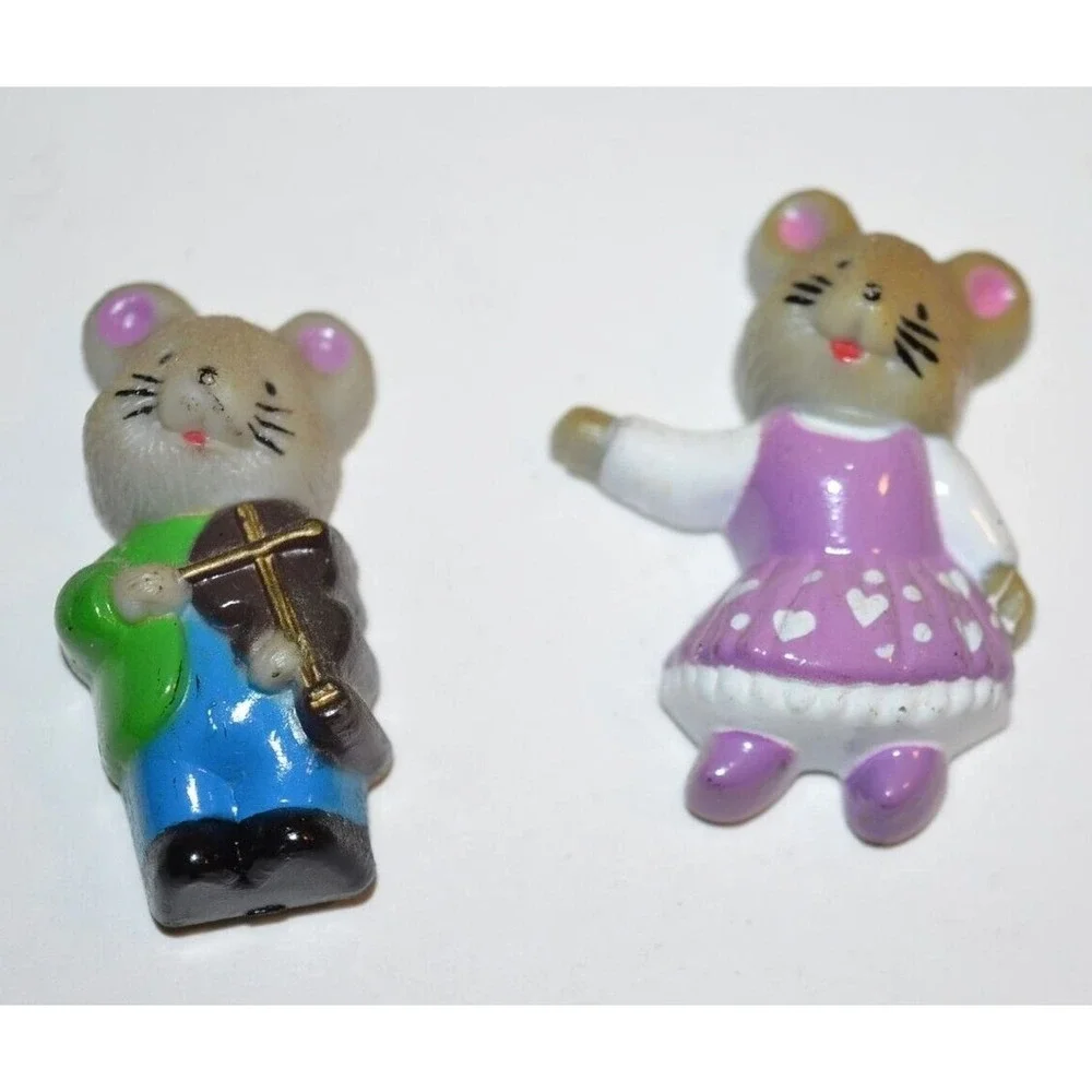 Vtg‎ Fridge Magnets 2 pc Mice Mouse Farmhouse Fiddle Square Dance Plastic retro